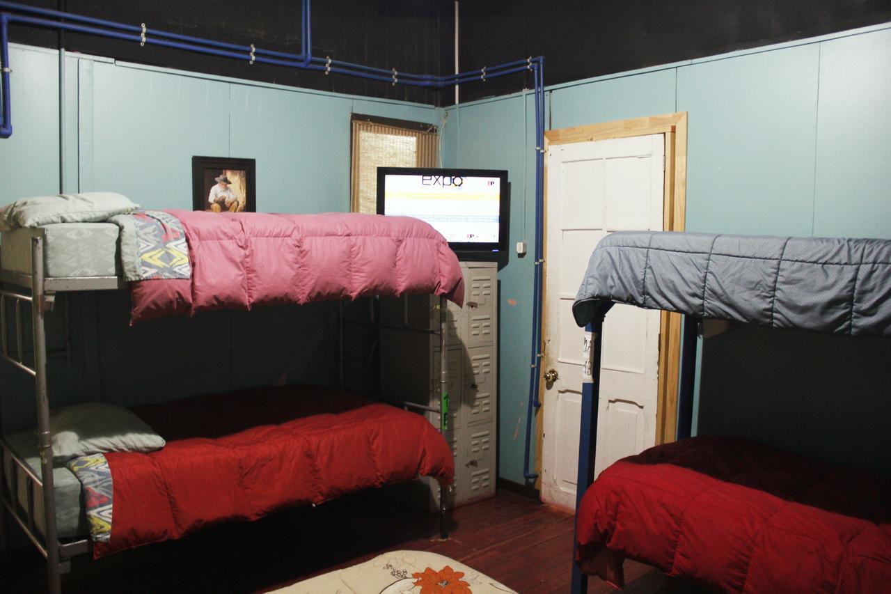 Patagonia House Hostel Punta Arenas Exterior photo