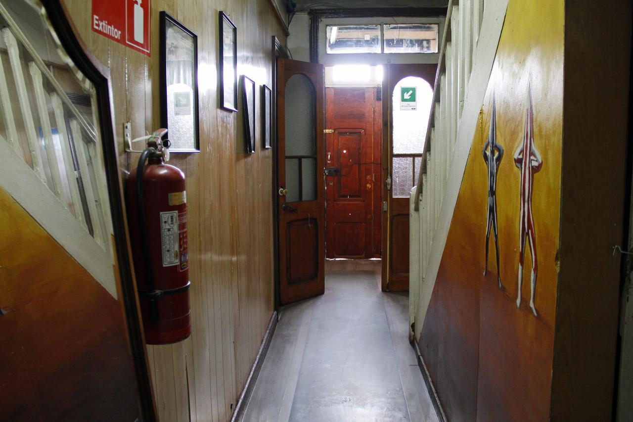 Patagonia House Hostel Punta Arenas Exterior photo